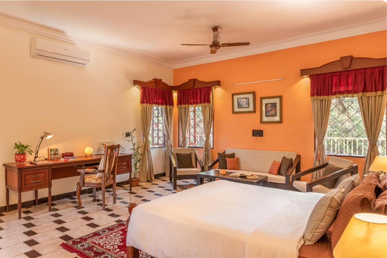 Casa Amarela - Lux Portuguese 4BHK in North Goa Villa Porvorim Bagian luar foto