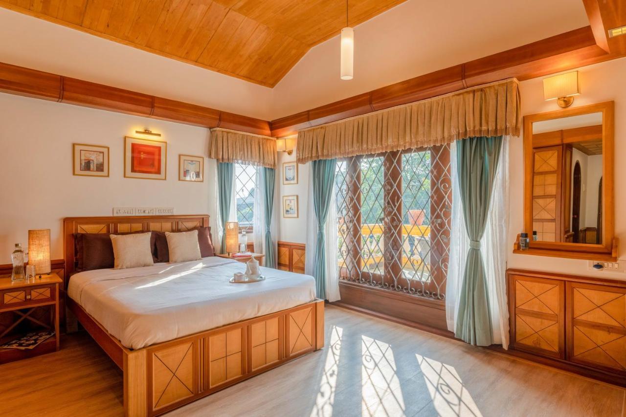 Casa Amarela - Lux Portuguese 4BHK in North Goa Villa Porvorim Bagian luar foto